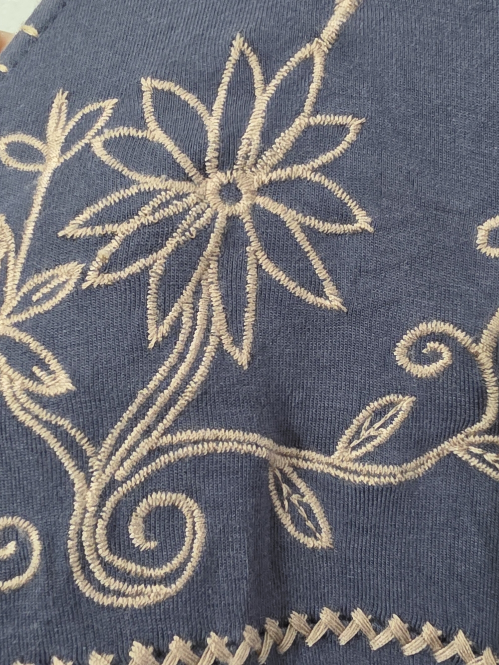 POL Embroidered Sleeveless Tank Blue Boho Tunic Shark Bite Hem Womens Small - Picture 7 of 8